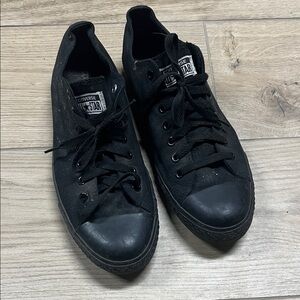 Converse Men's All Black Sneakers